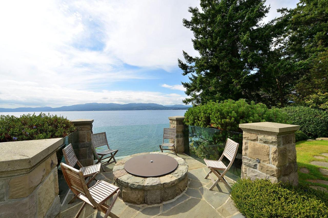 Oceanside Lodge Saanich Inlet North Saanich Exterior foto